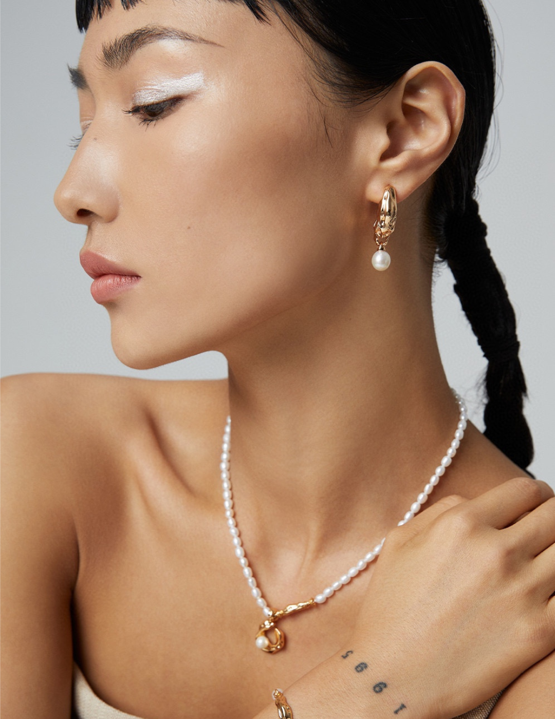 Gold Plated Natural Pearl Earrings – Flowline