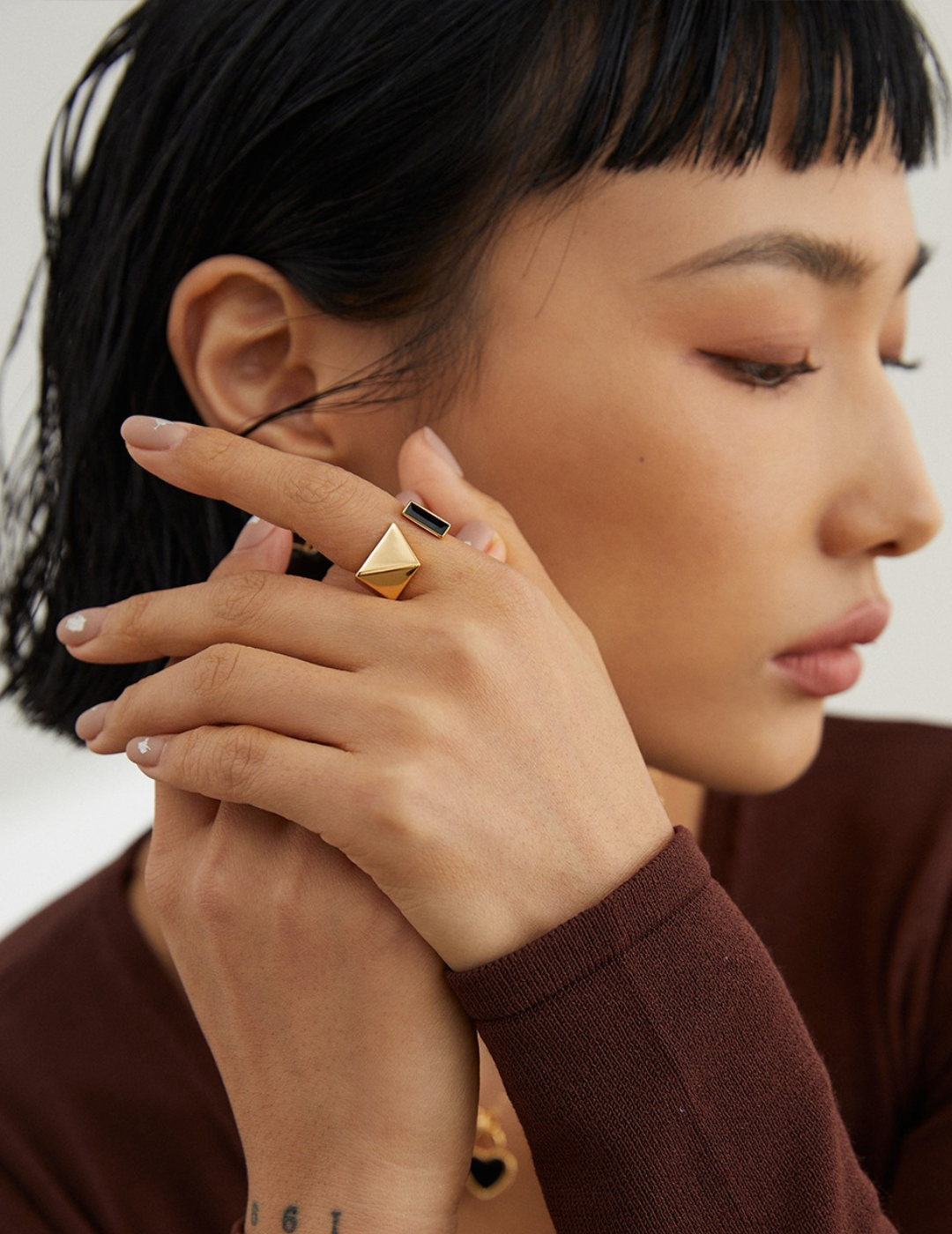 Geometric Ring – Axis