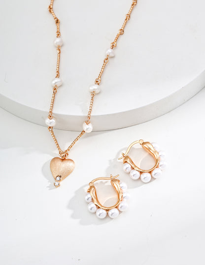 Heart Pearl Necklace – Whisper