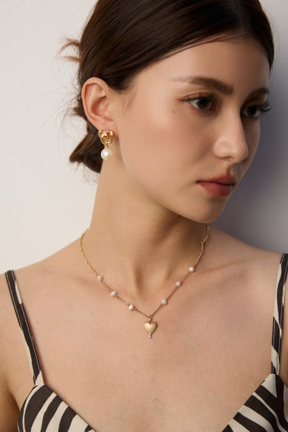 Heart Pearl Necklace – Whisper