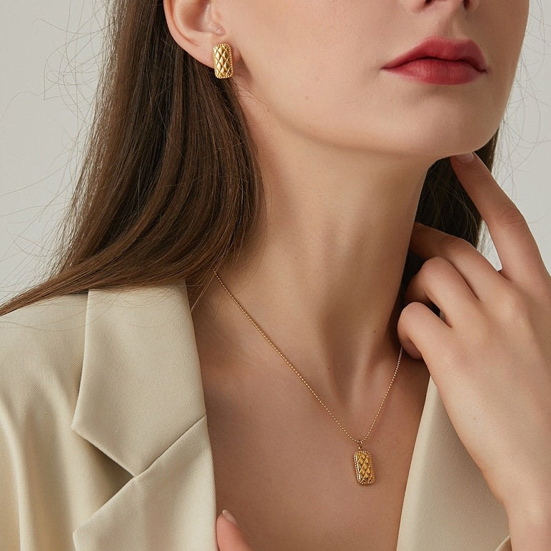 Everyday Square Necklace